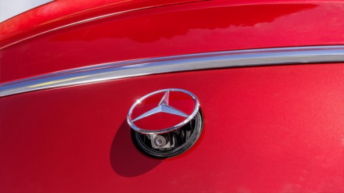 Купить и установить камеру заднего вида для Mercedes-Benz