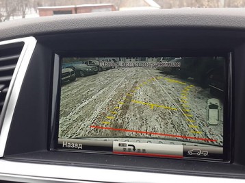 Купить и установить камеру заднего вида для Mercedes-Benz