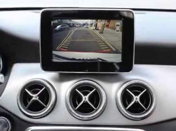 Установка камеры заднего вида Mercedes-Benz CLA-Class (C117)