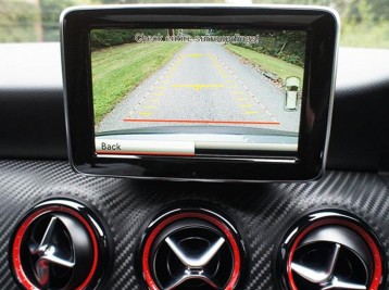 Камера заднего вида в Mercedes-Benz A-Class (W176)