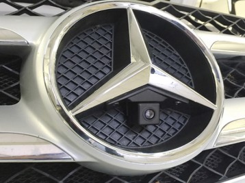 Установка передней камеры Mercedes