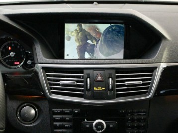 Просмотр видео в движении и воспроизведение MP3