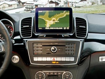 Установка Comand в Mercedes GLS X166
