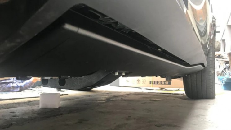 Выдвижные электро пороги " Maybach Style" Выдвижные электро пороги " Maybach Style"